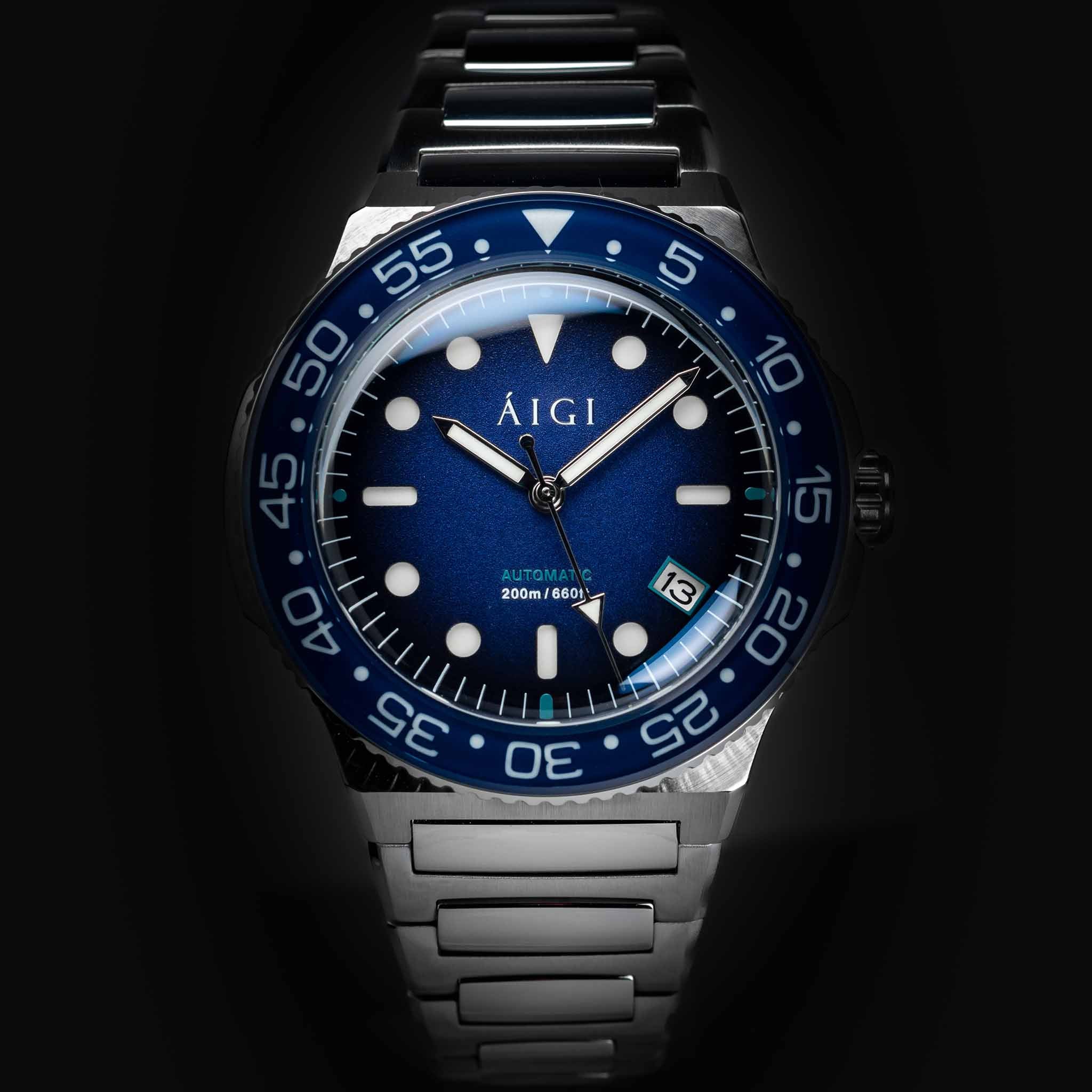 ARCTIC DIVER - DEEP BLUE